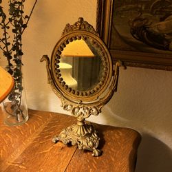Antique Art Lamp Table And Mirror 