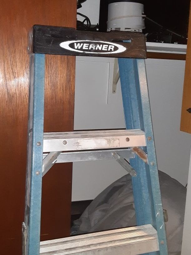 6 Ft Ladder
