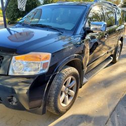 2012 Nissan Armada