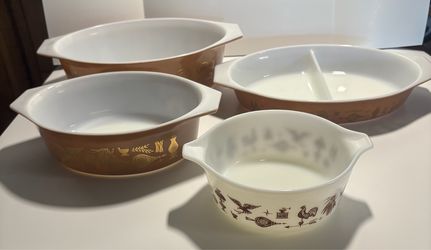 Pyrex Early American