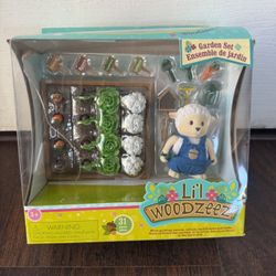 Toys-Li'l Woodzeez Miniature Playset with Animal Figurine 31pc