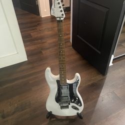 Ferder Squier Stratocaster 