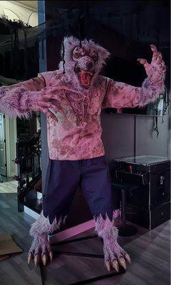 Haunted Living 7-Ft Bloodhowler Werewolf Motion Activated Lighted Halloween Animatronic