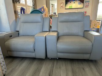Wide Seat Electric Recliners  Need Gone Asap 