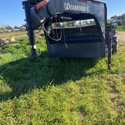 Diamond C Hydraulic Gooseneck Dump Trailer   