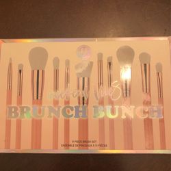 Set Of Brunch