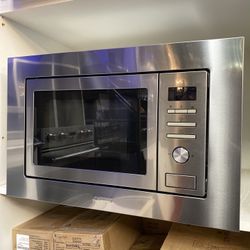 Smeg Built In Microwave 24”