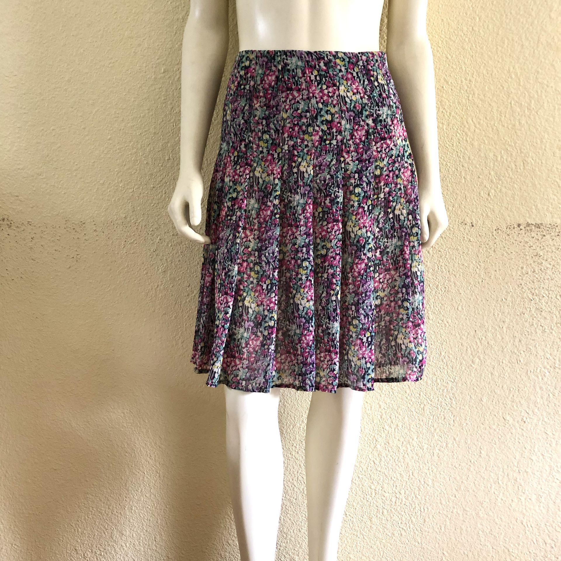 Romy Women’s Floral Skirt Size S