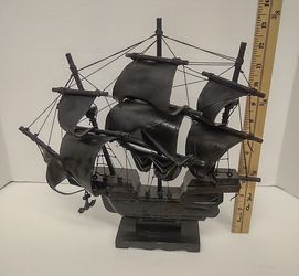 Vintage Pirate Ship
