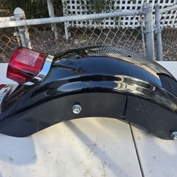 09-21 HARLEY-DAVIDSON TOURING OEM REAR BACK WHEEL FENDER W/ TAIL LIGHT $50