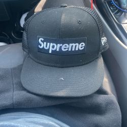 Supreme Hat Sz 7 1/2