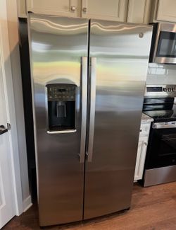 GE fridge