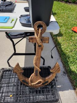 Wooden Anchor Wall Decor