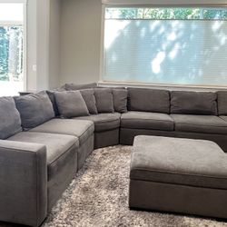 Sectional Couch 