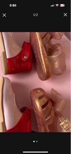 4 New new toddlers sandals  only size 21 all are together only