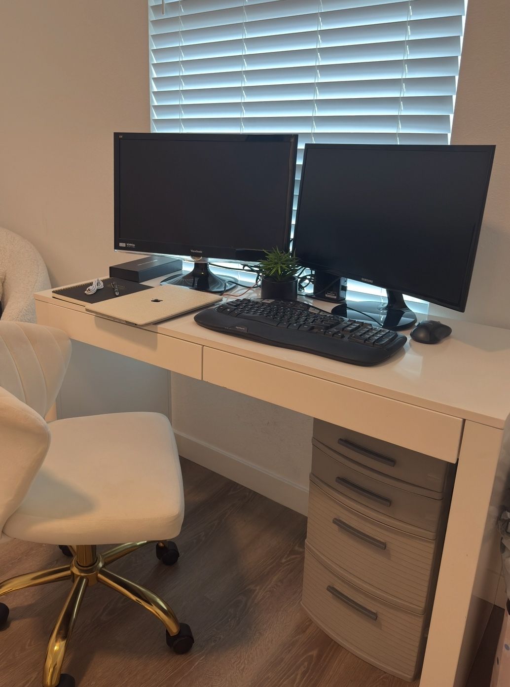 Living Spaces Coronado White Desk