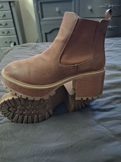Mia Platform Boots