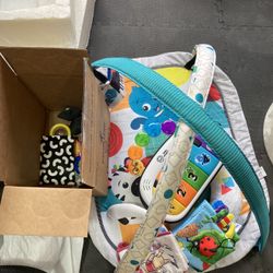 Baby Einstein Play Mat Toys And Piano 
