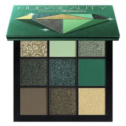 HUDA EYESHADOW COLOR EMERALD 