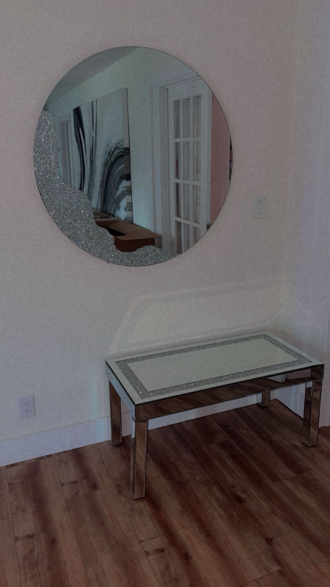Crushed Diamond Mirror And Coffee Table