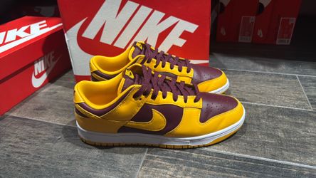 Nike dunk USC size 12