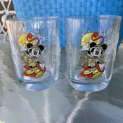 McDonalds Disney 2000 Cup Set Of 2