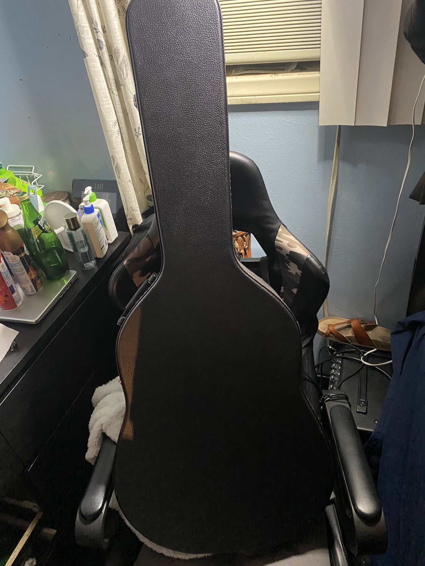 Gearlux Acoustic Guitar Case 