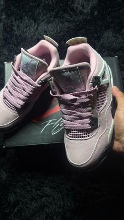 Jordan 4 pink shoes
