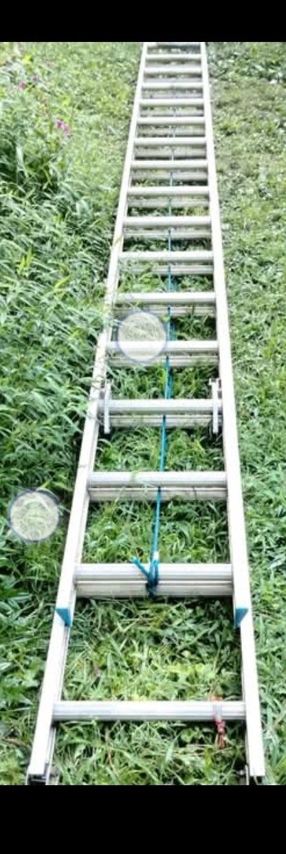 28 Ft Werner Extension Ladder