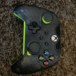 Xbox One Wired Controller 