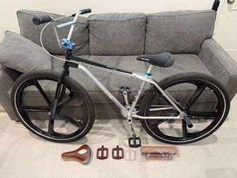 GT Pro Performer Mandalorian Edition 29”