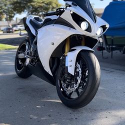 2009 Yamaha R1