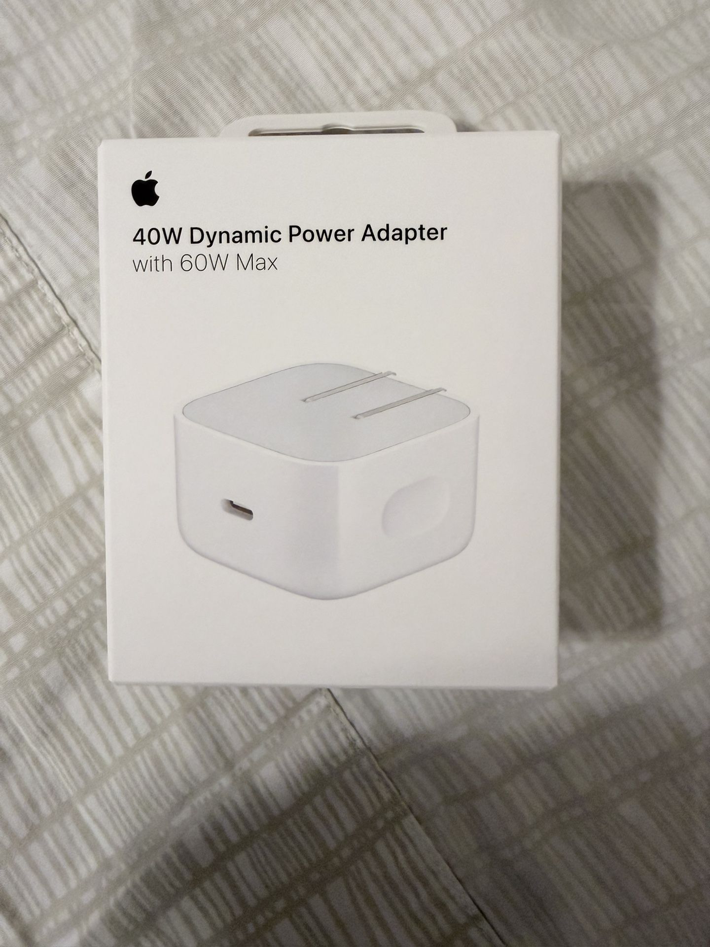 40W Dynamic Power Adapter With 60W Max
