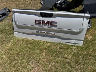 2019-2025 gmc sierra tail gate