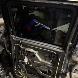 2009-2014 F150 Rear Left Side Passenger Window 
