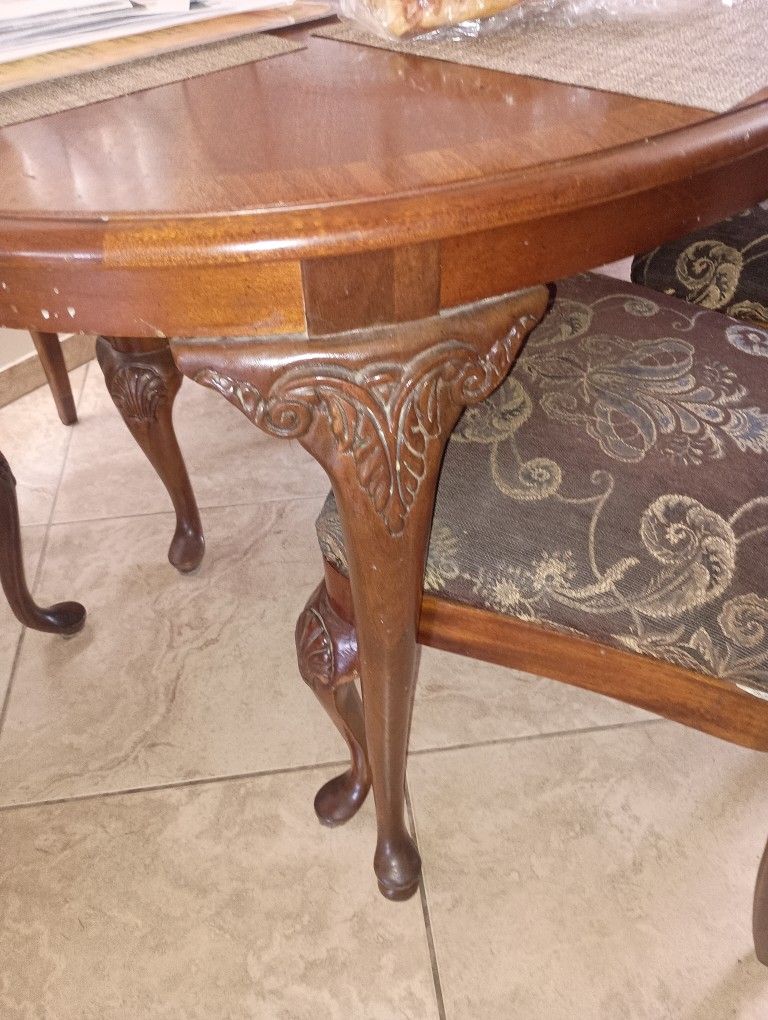 Dinning Room Table