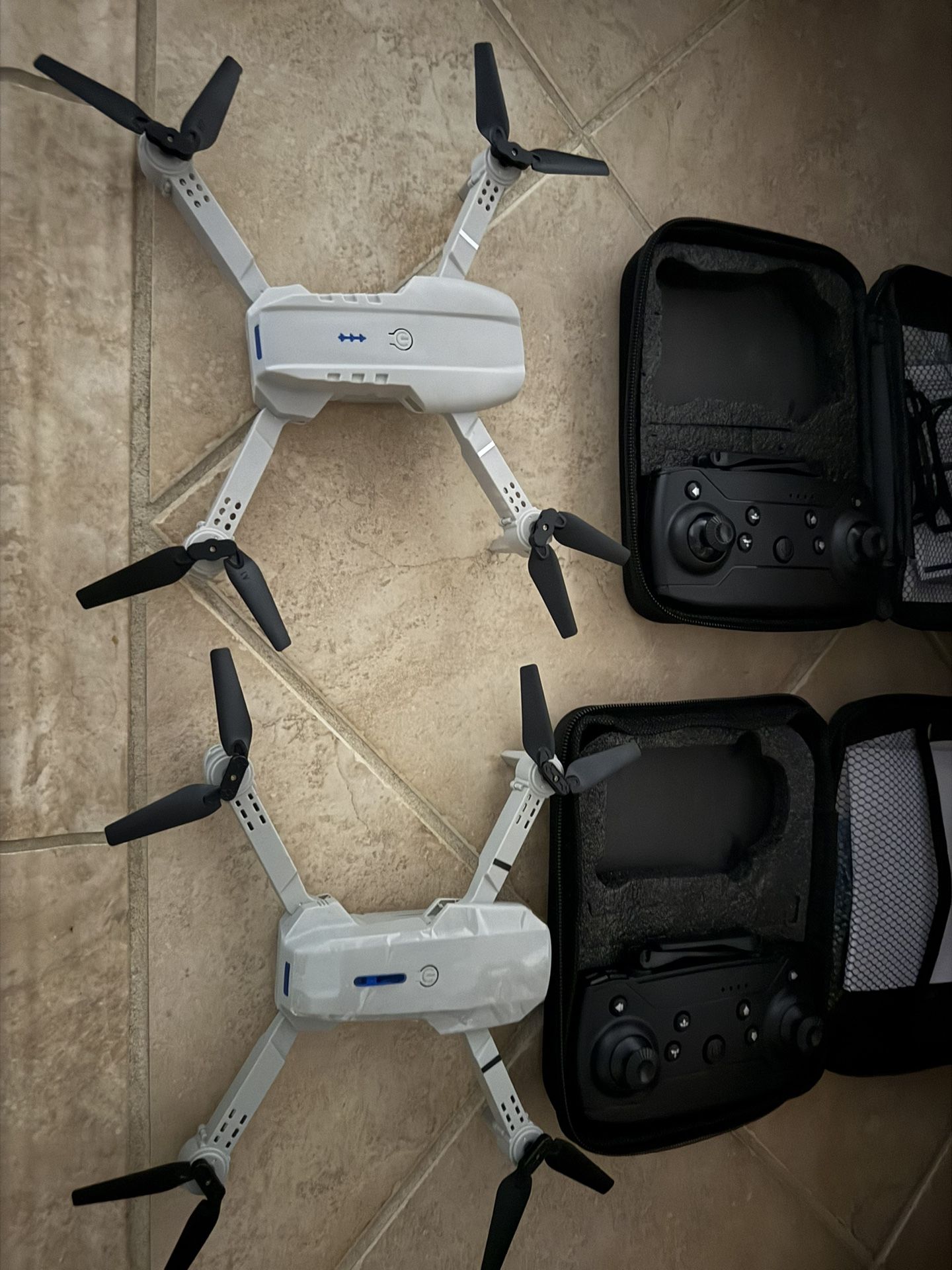 2 Mini Drones