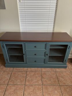 Solid Wood Entertainment with Glass 30”H 60”W  19”D Excellent condition