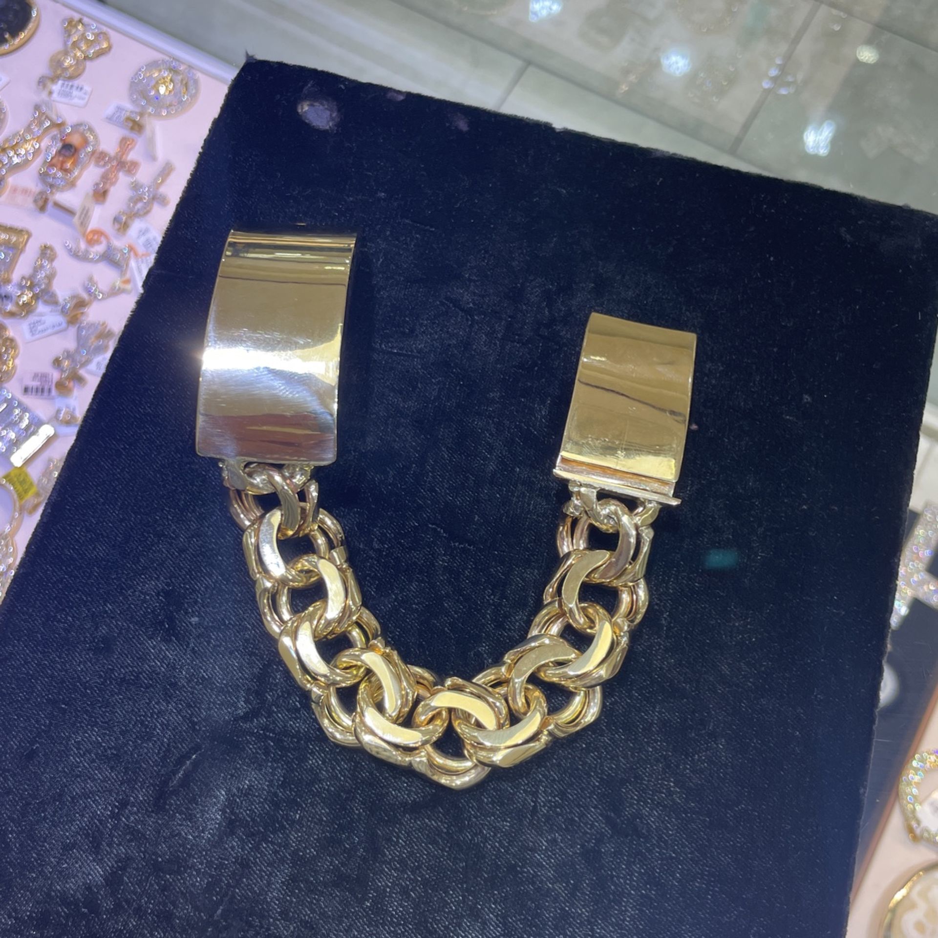 10k Gold Chino Bracelet for Sale in Mesquite, TX OfferUp