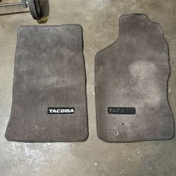 Toyota Tacoma floor mats  2000-2004 