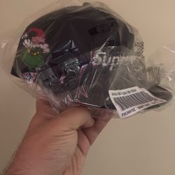 Supreme Grinch 7 5/8 Fitted
