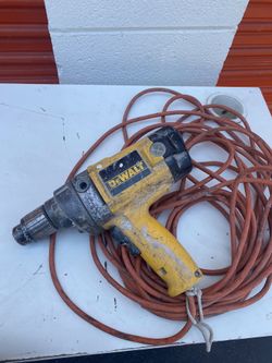 Dewalt reversing drill