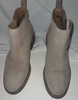 Crown Vintage Ankle Boots