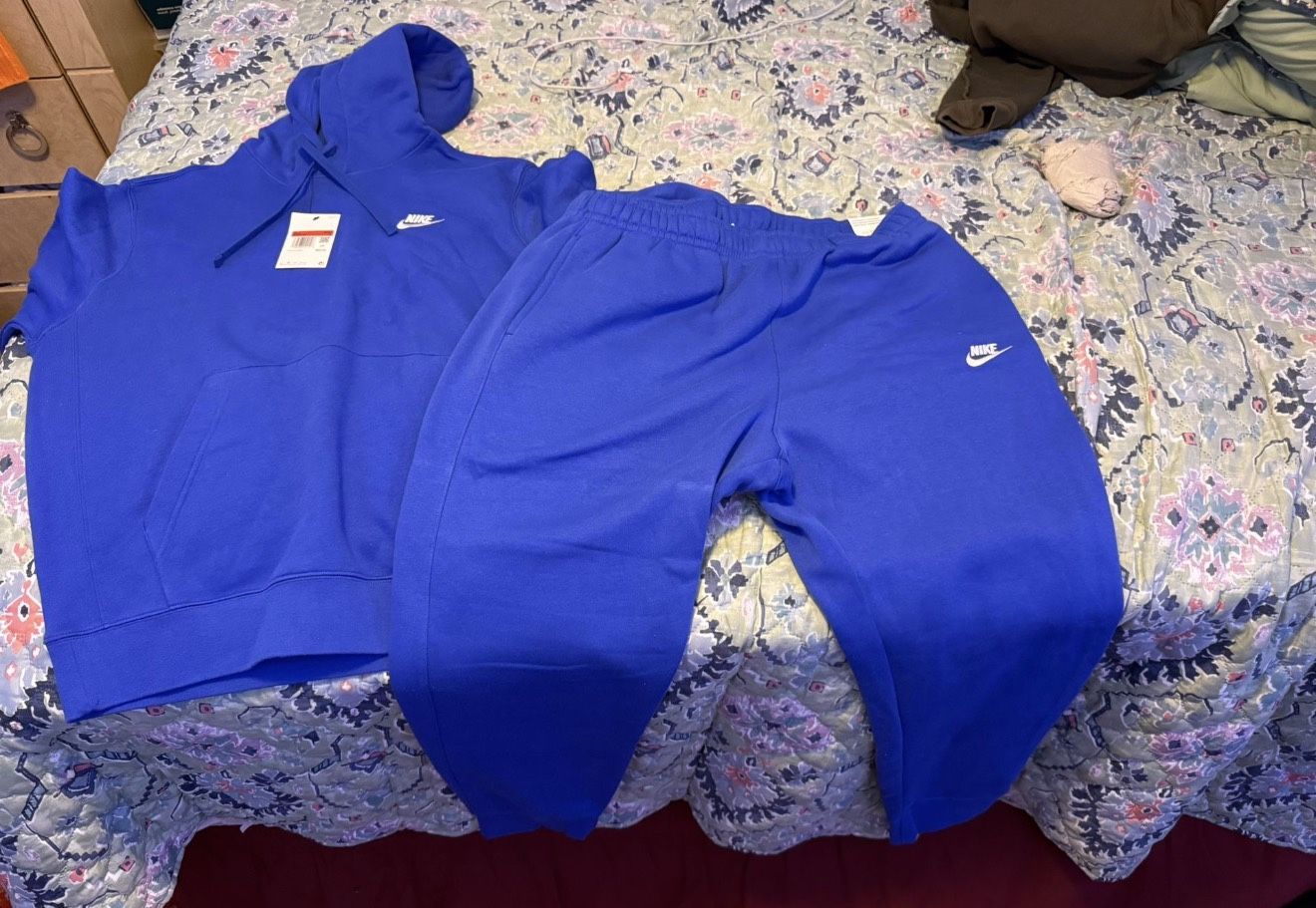 Nike Jogging Suit XL