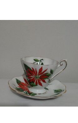 ROYAL STANDAR FINE BONE CHINA ENGLAND PORCELAIN TEA CUP & SAUCER SET - N1000