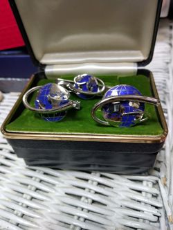 World Cuff Links -Tie Clip