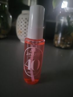 Brand new Sol de Janeiro - Cheirosa 40