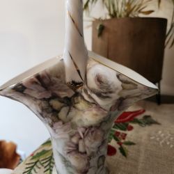 FORMALITIES BY BAUM BROS WHITE ROSE  CHINTZ COLLECTION HANDLED BASKET