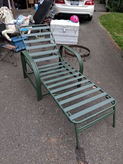 Chaise Lounge