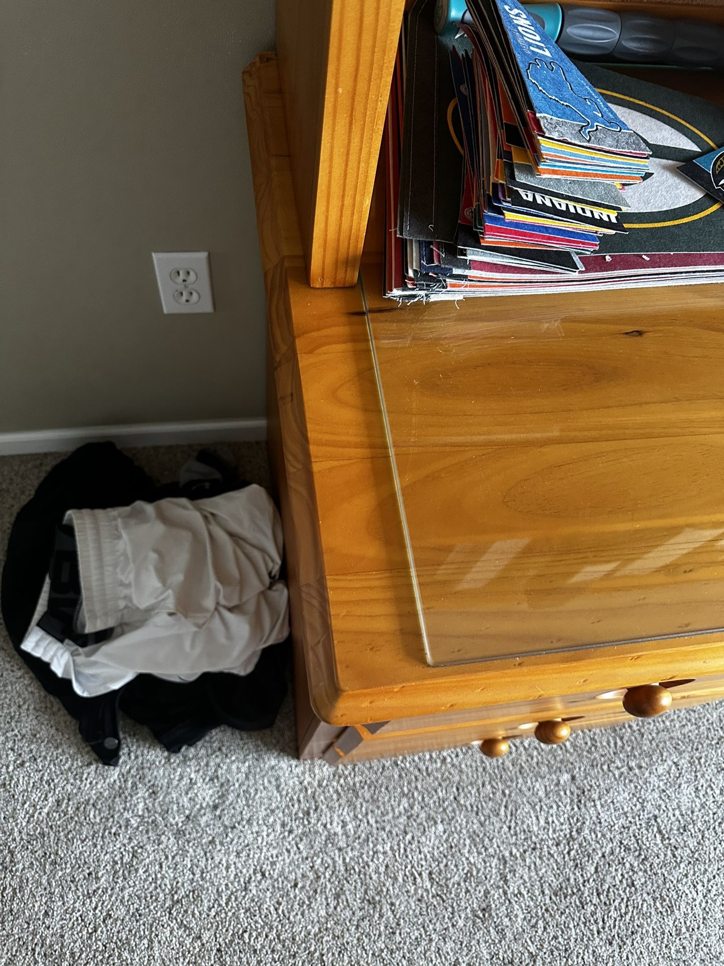 Dresser And Desk